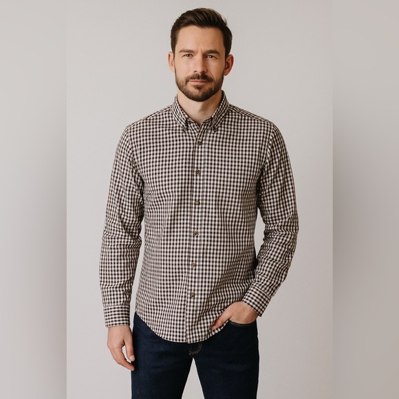 Cutter & Buck Other - Cutter & Buck men’s button down shirt 100% cotton monogram cuffs business casual